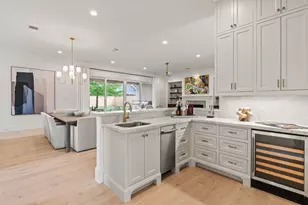 1614 Lynnview Dr, Houston, TX 77055 - Photo 8