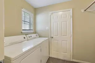 74 S Wynnoak Cir, The Woodlands, TX 77382 - Photo 14
