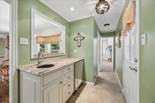 12206 Perthshire Rd, Houston, TX 77024 - Photo 16