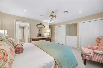 12206 Perthshire Road, Houston, TX 77024 - Photo 20