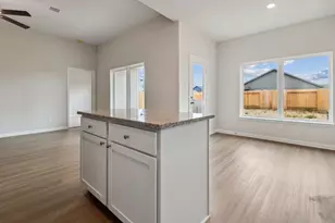 349 Fastboy Ln, Waller, TX 77484 - Photo 6