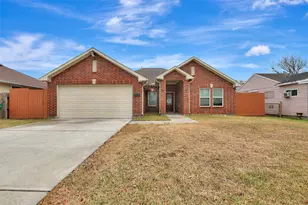 315 Tilden Dr, Pasadena, TX 77506 - Photo 1