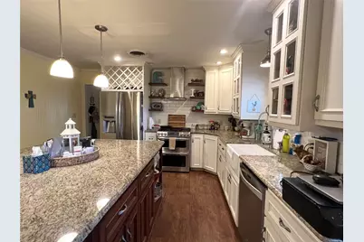 3024 Lamar Circle, El Campo, TX 77437 - Photo 6