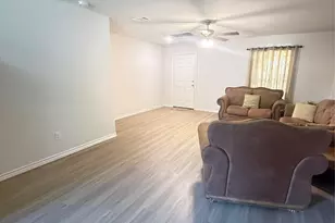 310 N Orange St, Sweeny, TX 77480 - Photo 16