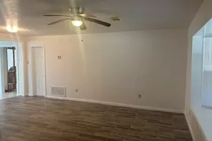 101 Pompano Ave, Galveston, TX 77550 - Photo 4