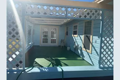 101 Pompano Avenue, Galveston, TX 77550 - Photo 18