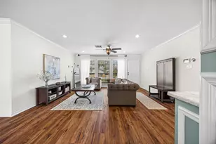 4513 Libbey Ln, Houston, TX 77092 - Photo 10