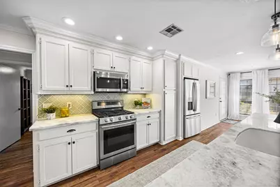 4513 Libbey Lane, Houston, TX 77092 - Photo 14