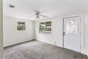 218 Big Deer Dr, Crosby, TX 77532 - Photo 2