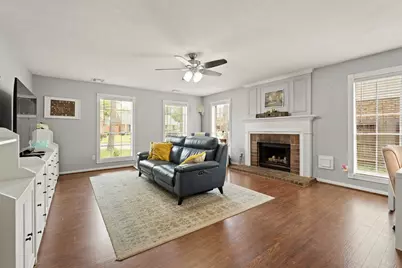 10503 Minturn Lane, Houston, TX 77064 - Photo 12