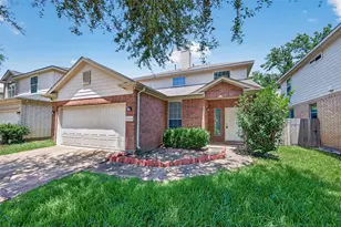 16618 Pademelon Dr, Sugar Land, TX 77498 - Photo 6