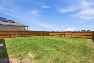 9051 Navarro Vis, Seguin, TX 78155 - Photo 20
