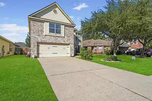 9881 Youpon Ridge Way, Conroe, TX 77385 - Photo 2