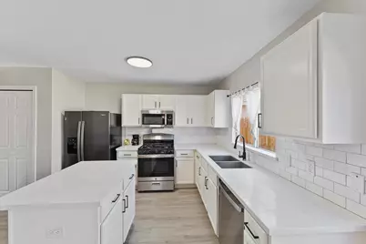 9881 Youpon Ridge Way, Conroe, TX 77385 - Photo 10