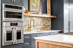 2006 N Memorial Way, Houston, TX 77007 - Photo 2