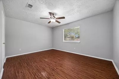 1911 Green Star Court, Missouri City, TX 77489 - Photo 4