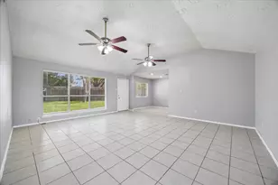 1911 Green Star Ct, Missouri City, TX 77489 - Photo 6