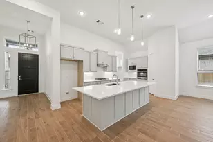 26018 S Outrider Banks, Montgomery, TX 77316 - Photo 8