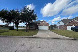 2727 S Cedar Hollow Dr, Pearland, TX 77584 - Photo 2