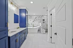 1404 Des Jardines St, Houston, TX 77023 - Photo 18