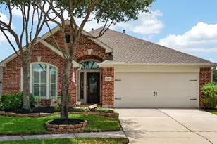 31806 Oak Thicket Ct, Conroe, TX 77385 - Photo 2