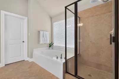 31806 Oak Thicket Court, Conroe, TX 77385 - Photo 12