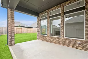 12319 Palmetto Dr, Mont Belvieu, TX 77523 - Photo 10