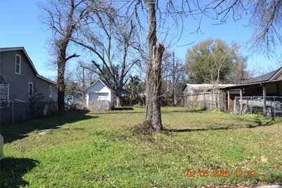 526 Kress Street, Houston, TX 77020 - Photo 1