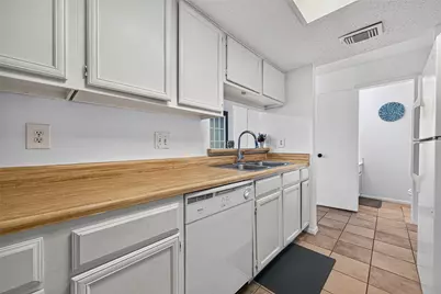 3993 Tanglewilde Street #3993, Houston, TX 77063 - Photo 12