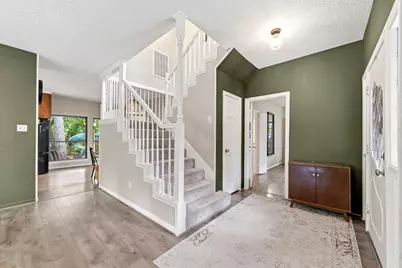 16 Gilcrest Forest Court, The Woodlands, TX 77381 - Photo 4
