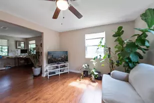 8314 Brandon St, Houston, TX 77051 - Photo 10
