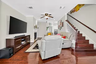 6035 N Arrowana Ln, Houston, TX 77036 - Photo 12