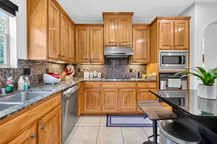 6035 N Arrowana Ln, Houston, TX 77036 - Photo 18