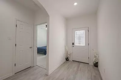 4633 Larkspur Street, Houston, TX 77051 - Photo 10