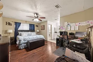 1915 Delphi Ln, Houston, TX 77067 - Photo 24