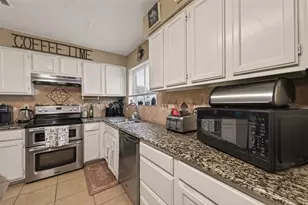 1915 Delphi Ln, Houston, TX 77067 - Photo 14