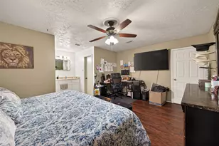 1915 Delphi Ln, Houston, TX 77067 - Photo 24
