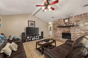 1915 Delphi Ln, Houston, TX 77067 - Photo 8