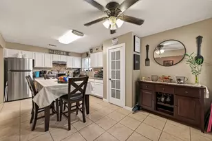 1915 Delphi Ln, Houston, TX 77067 - Photo 10