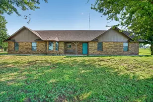 100 Green Meadows Cir, Springtown, TX 76082 - Photo 8