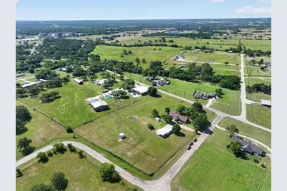 100 Green Meadows Circle, Springtown, TX 76082 - Photo 46