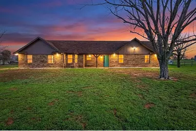 100 Green Meadows Circle, Springtown, TX 76082 - Photo 1