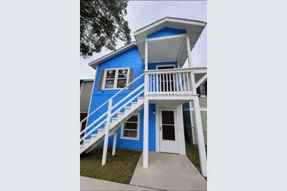 4724 Avenue Q 1/2, Galveston, TX 77551 - Photo 1
