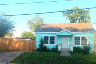 318 7th St N, Texas City, TX 77590 - Photo 2