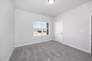 13302 Hayden Peak Dr, Iowa Colony, TX 77583 - Photo 16