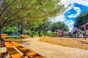 2401 Sail Port St, Pearland, TX 77584 - Photo 40