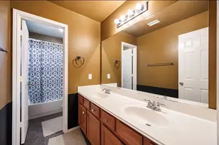 2401 Sail Port St, Pearland, TX 77584 - Photo 24
