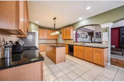 2401 Sail Port Street, Pearland, TX 77584 - Photo 12