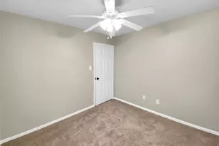 10825 Royal Magnolia Dr, Conroe, TX 77303 - Photo 16