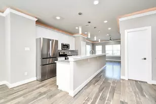 3538 Noah St, Houston, TX 77021 - Photo 8